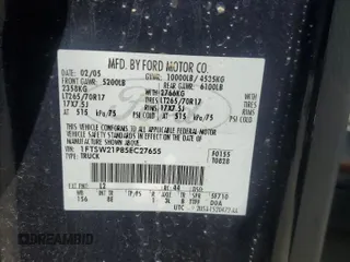 2005 Ford F-250 XL с VIN 1FTSW21P85EC27655, выставлен на аукционе Copart как лот 54161755 с пробегом 186 502 миль миль и Списание • Salvage title. История ставок и продаж доступна на DreamBid. Изображение 13.
