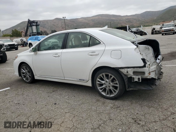2010 Lexus HS 250h z VIN JTHBB1BA0A2021546, wystawiony jako Copart lot #57853025 z przebiegiem 150 157 mil mil oraz Szkoda całkowita • Salvage title. Historia ofert i sprzedaży dostępna na DreamBid. Obrazek 2.