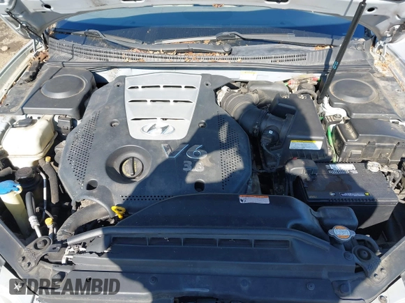2006 Hyundai Azera SE with VIN KMHFC46F86A126741, listed as a IAAI auction lot 42154172 with 86,960 mi miles and . Bid and sale history available at DreamBid. Image 10.