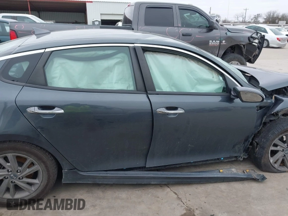 2020 Kia Optima LX z VIN 5XXGT4L39LG448999, wystawiony jako IAAI lot #41620968 z przebiegiem 69 431 mil mil oraz . Historia ofert i sprzedaży dostępna na DreamBid. Obrazek 13.