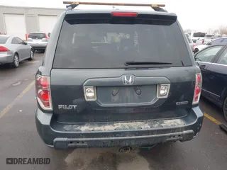 2006 Honda Pilot EX-L with VIN 2HKYF18526H563831, listed as a IAAI auction lot 41255427 with 237,074 mi miles. Bid and sale history available at carsss.com. Image 16.