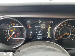2021 Jeep Wrangler Unlimited Sport S z VIN 1C4HJXDGXMW583129, wystawiony jako Copart lot #51459955 z przebiegiem 63 929 mil mil oraz Szkoda całkowita • Salvage title. Historia ofert i sprzedaży dostępna na DreamBid. Obrazek 9.