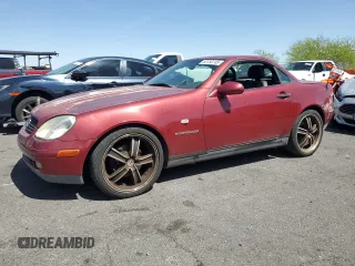 2000 Mercedes-Benz SLK-Class Kompressor with VIN WDBKK47F1YF165941, listed as a Copart auction lot 53750745 with 131,257 mi miles and Clean Title. Bid and sale history available at carsss.com. Image 1.