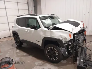 2023 Jeep Renegade Upland z VIN ZACNJDB15PPP41990, wystawiony jako IAAI lot #38034918 z przebiegiem 1 267 mil mil oraz . Historia ofert i sprzedaży dostępna na DreamBid. Obrazek 1.