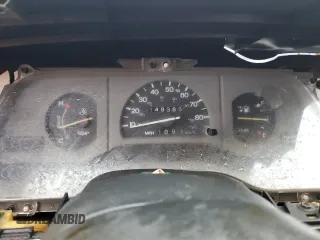 1990 Ford Thunderbird with VIN 1FAPP6046LH182637, listed as a Copart auction lot 82300484 with 149,365 mi miles and Salvage Title. Bid and sale history available at DreamBid. Image 9.