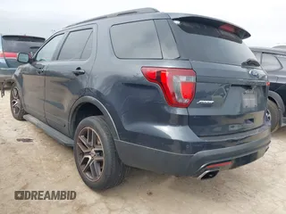 2017 Ford Explorer Sport z VIN 1FM5K8GT3HGD85809, wystawiony jako IAAI lot #41562470 z przebiegiem 80 484 mil mil oraz . Historia ofert i sprzedaży dostępna na DreamBid. Obrazek 3.
