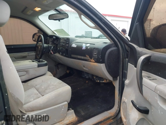 2011 Chevrolet Silverado 1500 LT with VIN 1GCRKSE3XBZ142158, listed as a IAAI auction lot 41917477 with 235,730 mi miles and . Bid and sale history available at DreamBid. Image 5.