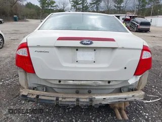 2011 Ford Fusion S with VIN 3FAHP0GA1BR337461, listed as a IAAI auction lot 41715964 with 219,486 mi miles. Bid and sale history available at carsss.com. Image 17.