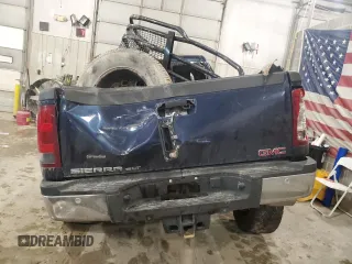 2011 GMC Sierra 2500HD SLT z VIN 1GT121C87BF143002, wystawiony jako Copart lot #88155945 z przebiegiem Nie podano mil oraz Nie do naprawy • Non repairable. Historia ofert i sprzedaży dostępna na DreamBid. Obrazek 6.