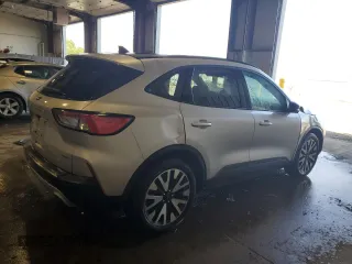 2020 Ford Escape SE Sport Hybrid z VIN 1FMCU0BZ1LUB80580, wystawiony jako Copart lot #62586895 z przebiegiem 119 193 mil mil oraz Szkoda całkowita • Salvage title. Historia ofert i sprzedaży dostępna na DreamBid. Obrazek 3.