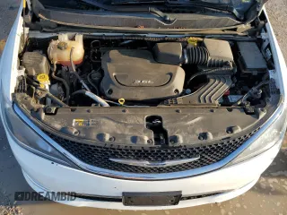 2018 Chrysler Pacifica Touring L with VIN 2C4RC1BG8JR124054, listed as a Copart auction lot 49787405 with 123,801 mi miles and Salvage Title. Bid and sale history available at DreamBid. Image 12.