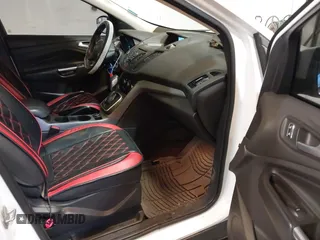 2014 Ford Escape SE with VIN 1FMCU0GX7EUA70224, listed as a IAAI auction lot 41547878 with 130,770 mi miles. Bid and sale history available at carsss.com. Image 5.