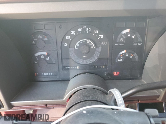 1989 GMC Sierra 1500 with VIN 1GTDC14H6KE537928, listed as a Copart auction lot 58233914 with 90,754 mi miles and Salvage Title. Bid and sale history available at DreamBid. Image 9.