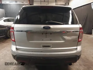 2014 Ford Explorer with VIN 1FM5K8B80EGB25611, listed as a IAAI auction lot 41339995 with 204,222 mi miles and . Bid and sale history available at carsss.com. Image 16.