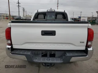 2017 Toyota Tacoma SR5 z VIN 3TMAZ5CN8HM040978, wystawiony jako Copart lot #58813575 z przebiegiem 103 730 mil mil oraz Nie do naprawy • Non repairable. Historia ofert i sprzedaży dostępna na DreamBid. Obrazek 6.