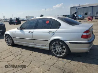 2005 BMW 3 Series 330i with VIN WBAEV53405KM39615, listed as a Copart auction lot 62754884 with 142,032 mi miles and Clean Title. Bid and sale history available at carsss.com. Image 2.