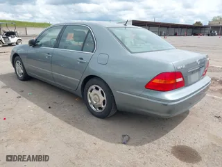 2002 Lexus LS 430 with VIN JTHBN30F820054549, listed as a IAAI auction lot 41988954 with 1 mi miles. Bid and sale history available at carsss.com. Image 3.
