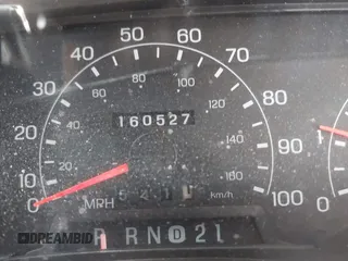 2001 Ford Excursion Limited с VIN 1FMNU43S11EB30853, выставлен на аукционе IAAI как лот 40811430 с пробегом 160 527 миль миль и . История ставок и продаж доступна на DreamBid. Изображение 16.