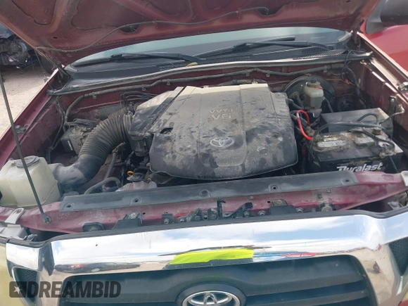 2005 Toyota Tacoma PreRunner z VIN 5TETU62N15Z003087, wystawiony jako IAAI lot #42119880 z przebiegiem 131 276 mil mil oraz . Historia ofert i sprzedaży dostępna na DreamBid. Obrazek 10.