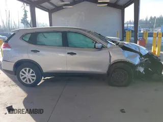 2016 Nissan Rogue SL with VIN 5N1AT2MT4GC797224, listed as a IAAI auction lot 41511302 with 140,674 mi miles. Bid and sale history available at carsss.com. Image 13.