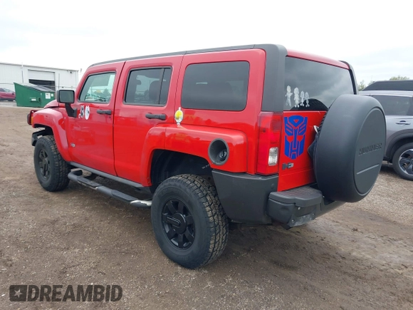 2007 Hummer H3 SUV with VIN 5GTDN13E978240989, listed as a IAAI auction lot 42169980 with 136,129 mi miles. Bid and sale history available at carsss.com. Image 3.