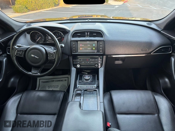 2018 Jaguar F-Pace 25t Premium с VIN SADCJ2FXXJA252431, выставлен на аукционе Copart как лот 62039175 с пробегом 50 286 миль миль и Списание • Salvage title. История ставок и продаж доступна на DreamBid. Изображение 9.