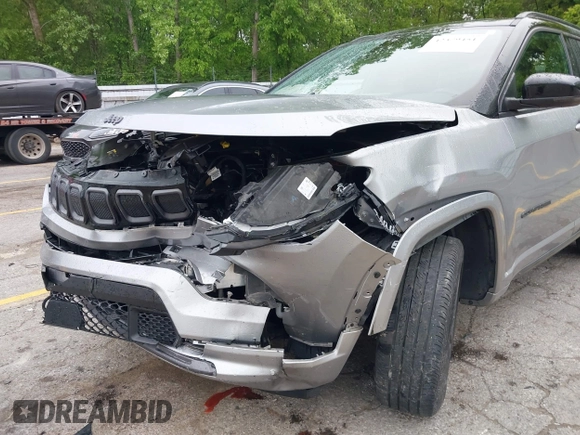 2022 Jeep Compass Limited with VIN 3C4NJDCB0NT108670, listed as a IAAI auction lot 42379451 with 42,170 mi miles and . Bid and sale history available at DreamBid. Image 6.