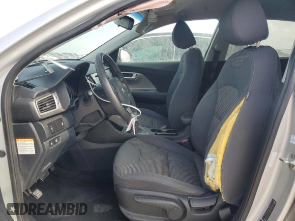 2017 Kia Niro FE with VIN KNDCB3LC3H5073697, listed as a Copart auction lot 83549084 with 133,696 mi miles and Salvage Title. Bid and sale history available at carsss.com. Image 7.