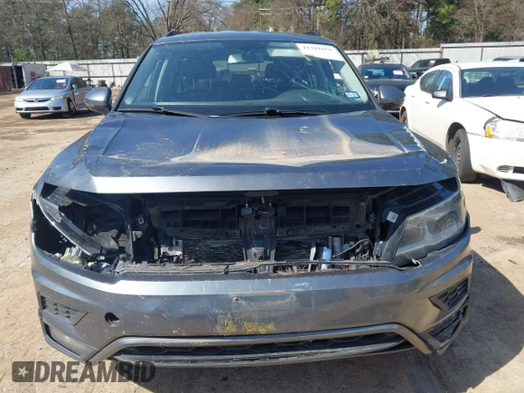 2018 Volkswagen Tiguan SEL with VIN 3VV3B7AX6JM001231, listed as a IAAI auction lot 41781659 with 137,930 mi miles and . Bid and sale history available at DreamBid. Image 12.