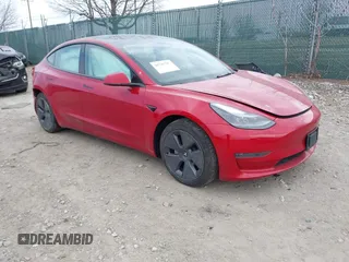 2022 Tesla Model 3 with VIN 5YJ3E1EA3NF333128, listed as a IAAI auction lot 41719743 with 1 mi miles. Bid and sale history available at carsss.com. Image 1.