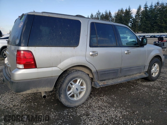 2004 Ford Expedition Special Service with VIN 1FMFU16L74LB11229, listed as a Copart auction lot 42020625 with 223,778 mi miles and Clean Title. Bid and sale history available at carsss.com. Image 3.