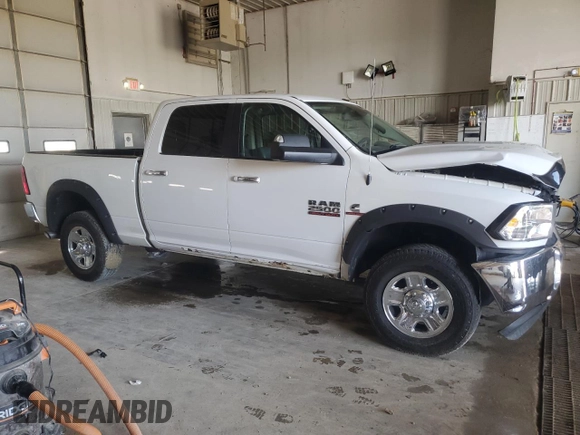 2015 Ram 2500 SLT with VIN 3C6UR5DL1FG573719, listed as a Copart auction lot 56187795 with 200,534 mi miles and Salvage title. Bid and sale history available at DreamBid. Image 4.