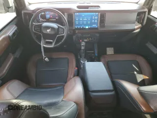 2022 Ford Bronco with VIN 1FMDE5BH9NLB13871, listed as a Copart auction lot 54178645 with 18,990 mi miles and Non repairable. Bid and sale history available at DreamBid. Image 8.