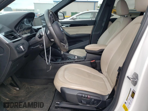 2018 BMW X1 sDrive28i with VIN WBXHU7C3XJ5H44902, listed as a Copart auction lot 46373033 with 49,520 mi miles and . Bid and sale history available at DreamBid. Image 7.
