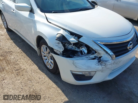 2014 Nissan Altima S with VIN 1N4AL3AP9EC187369, listed as a IAAI auction lot 42101760 with 173,899 mi miles and . Bid and sale history available at DreamBid. Image 6.