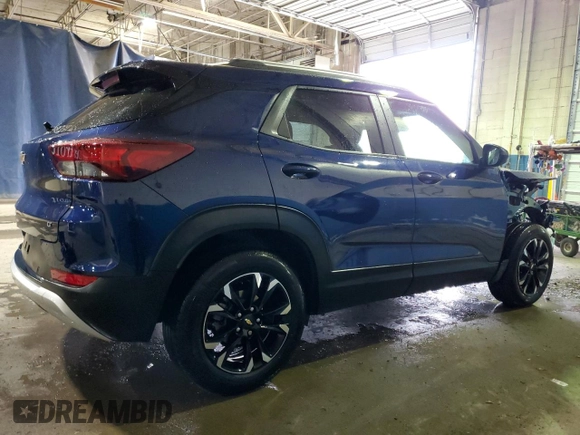 2022 Chevrolet TrailBlazer LT with VIN KL79MPS27NB136945, listed as a Copart auction lot 42689855 with 14,838 mi miles and Non Repairable. Bid and sale history available at DreamBid. Image 3.