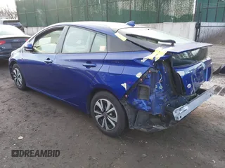 2016 Toyota Prius Two with VIN JTDKBRFU6G3519581, listed as a IAAI auction lot 41662291 with 125,802 mi miles and . Bid and sale history available at carsss.com. Image 3.