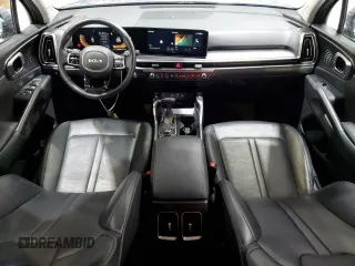 2024 Kia Sorento S z VIN 5XYRL4JC4RG257605, wystawiony jako Copart lot #56422215 z przebiegiem 24 422 mil mil oraz Czysty tytuł • Clean title. Historia ofert i sprzedaży dostępna na DreamBid. Obrazek 8.
