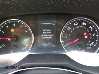 2022 Toyota RAV4 LE with VIN 2T3G1RFV4NW289230, listed as a IAAI auction lot 42036876 with 123,788 mi miles. Bid and sale history available at carsss.com. Image 7.