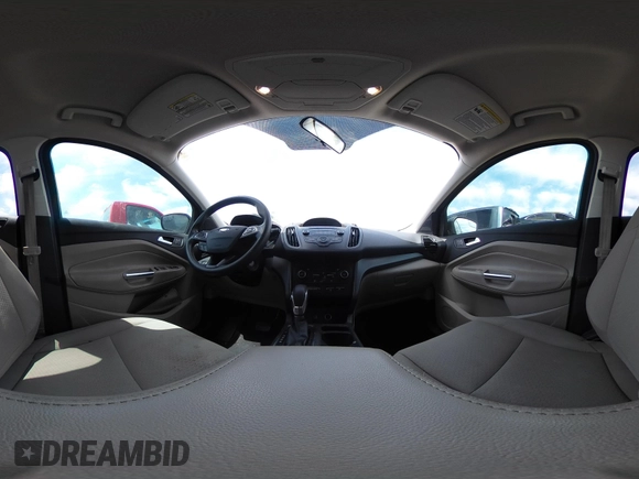 2018 Ford Escape SE z VIN 1FMCU9G98JUC13620, wystawiony jako IAAI lot #42011272 z przebiegiem 71 677 mil mil oraz . Historia ofert i sprzedaży dostępna na DreamBid. Obrazek 18.