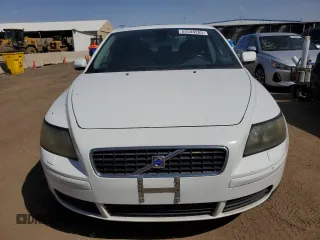 2005 Volvo S40 z VIN YV1MS382852115809, wystawiony jako Copart lot #52548265 z przebiegiem 169 347 mil mil oraz Czysty tytuł • Clean title. Historia ofert i sprzedaży dostępna na DreamBid. Obrazek 5.