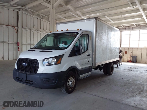 2020 Ford Transit с VIN 1FDBF6Z80LKA32244, выставлен на аукционе IAAI как лот 42362032 с пробегом 139 424 миль миль и . История ставок и продаж доступна на DreamBid. Изображение 17.