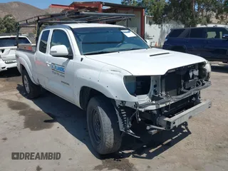 2014 Toyota Tacoma PreRunner with VIN 5TFTU4GN9EX063820, listed as a IAAI auction lot 42517562 with 279,732 mi miles and . Bid and sale history available at DreamBid. Image 1.