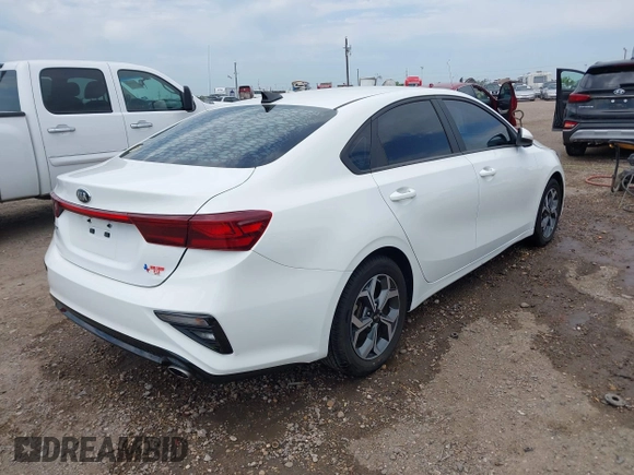 2021 Kia Forte LXS с VIN 3KPF24AD5ME358026, выставлен на аукционе IAAI как лот 42270449 с пробегом 43 917 миль миль и . История ставок и продаж доступна на DreamBid. Изображение 4.
