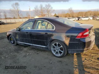 2011 Volvo S80 3.2L with VIN YV1952AS3B1135551, listed as a Copart auction lot 88975065 with 122,413 mi miles and Salvage Title. Bid and sale history available at carsss.com. Image 2.