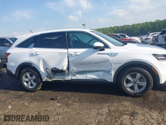 2023 Kia Sorento LX with VIN 5XYRG4LC0PG200896, listed as a IAAI auction lot 42056168 with 67,923 mi miles and . Bid and sale history available at DreamBid. Image 6.