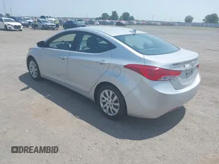 2012 Hyundai Elantra Limited с VIN KMHDH4AE1CU367476, выставлен на аукционе IAAI как лот 42472828 с пробегом 103 564 миль миль и . История ставок и продаж доступна на DreamBid. Изображение 3.