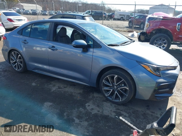 2022 Toyota Corolla SE with VIN 5YFS4MCE2NP133089, listed as a IAAI auction lot 41583983 with 22,260 mi miles. Bid and sale history available at carsss.com. Image 1.