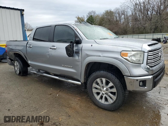 2017 Toyota Tundra Limited z VIN 5TFHW5F1XHX627001, wystawiony jako Copart lot #87833035 z przebiegiem Nie podano mil oraz Szkoda całkowita • Salvage title. Historia ofert i sprzedaży dostępna na DreamBid. Obrazek 4.