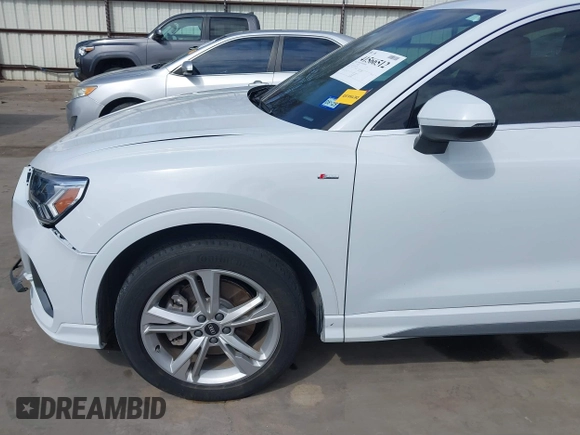 2022 Audi Q3 S line Premium Plus with VIN WA1EECF31N1071519, listed as a IAAI auction lot 41566512 with 32,045 mi miles. Bid and sale history available at carsss.com. Image 19.